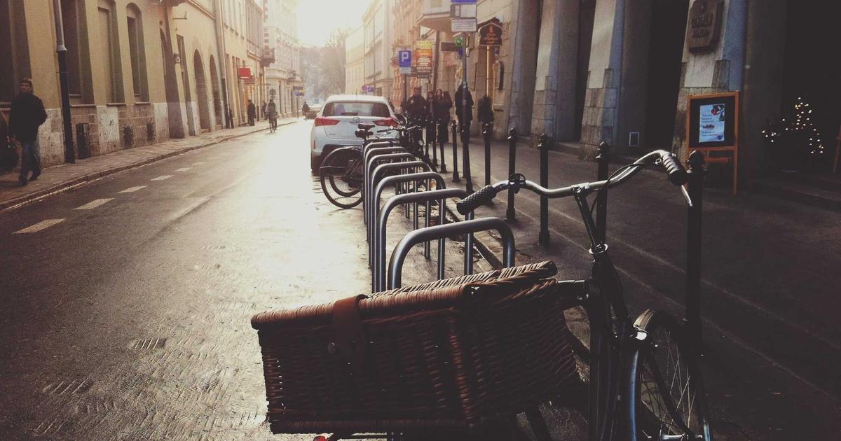 AI document processing and automation workflow visualization